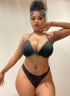 Light Skin African Girl Anna - escort in Chennai Photo 2 of 4