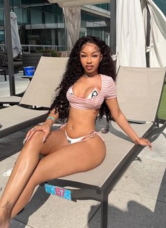 Light Skin African Girl Phina - escort in Gurgaon Photo 2 of 3