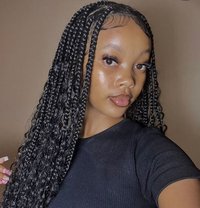 Light Skin African Girl Tarah - puta in Gurgaon