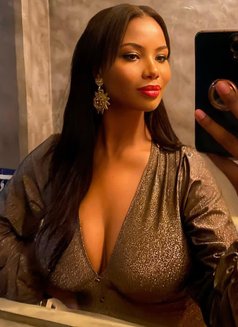 Light Skin Girl Phionah - escort in Ahmedabad Photo 1 of 5