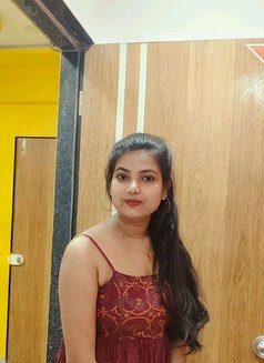 Liisa - escort in New Delhi Photo 4 of 4