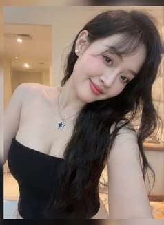 Liisa - escort in Hanoi Photo 1 of 9