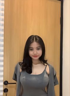 Liisa - escort in Hanoi Photo 3 of 9