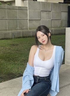 Liisa - escort in Ho Chi Minh City Photo 6 of 9