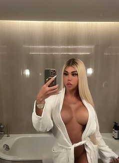 Lika 21 Cm vip Shemale - Acompañantes transexual in İstanbul Photo 8 of 30