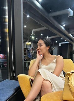 Lika - escort in Dubai Photo 1 of 9