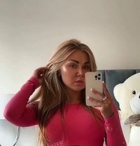 Kati - escort in Beirut