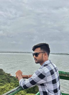 Likith - Male escort in Bangalore Photo 2 of 2