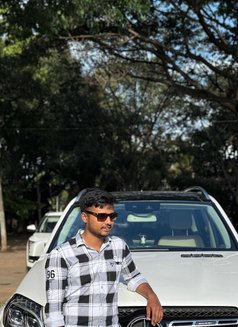 Likith - Acompañantes masculino in Bangalore Photo 4 of 7
