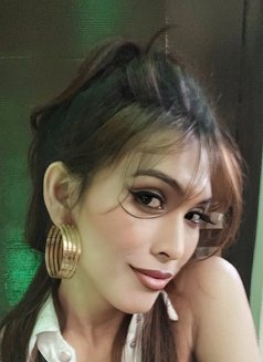 Likla - Transsexual escort in Bangalore Photo 9 of 11