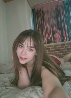 Sky full service - escort in Riyadh Photo 5 of 8