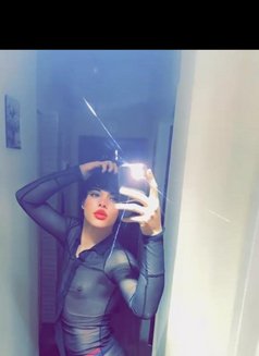 Lil - Transsexual escort agency in Cairo Photo 3 of 9