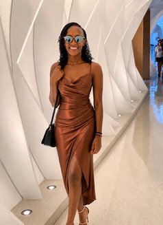 Lil Miss Lucky - puta in Dubai Photo 7 of 7