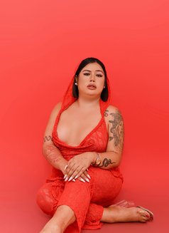 Lil Plushie 🇱🇧🇵🇭 - Transsexual escort in Cebu City Photo 1 of 4