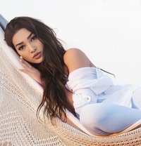 Lila - escort in Bali