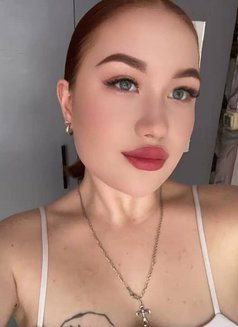 Lila Professional - escort in Hong Kong Photo 3 of 9