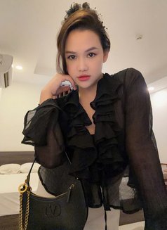Lili.18+ big boob INCALL & OUTCALL - puta in Al Manama Photo 14 of 15