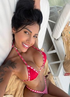 Lili Brunette Party Girl - puta in Dubai Photo 19 of 19