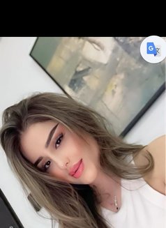 Lili - escort in Abu Dhabi Photo 3 of 3