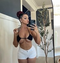 Lili - puta in Dehradun, Uttarakhand