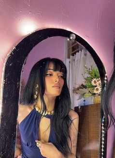 Lili - Transsexual escort in Guwahati Photo 2 of 11