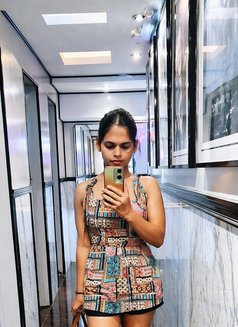 Lili - Intérprete de adultos in Gurgaon Photo 9 of 9