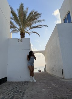 Lili - escort in Muscat Photo 5 of 5