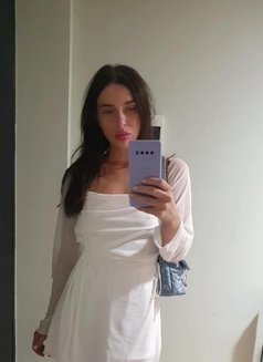Lili Sexy Model - escort agency in Dubai Photo 8 of 10
