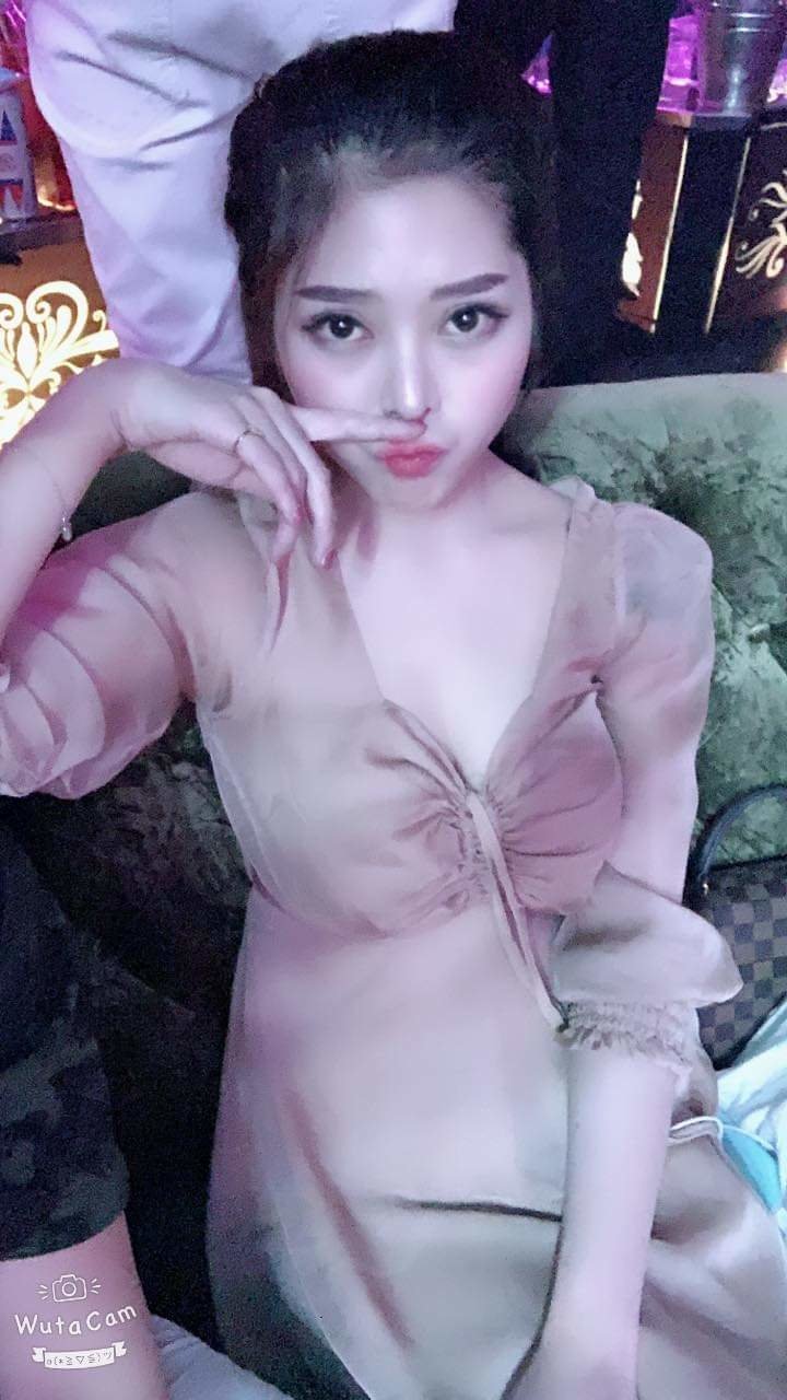 Lili, Vietnamese escort in Dubai