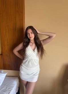 Lilia - escort in Dubai Photo 4 of 6