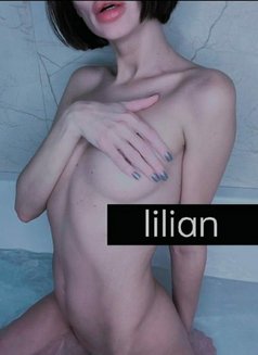 Lilian - escort in Dubai Photo 5 of 5