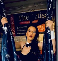 Lilian - escort in Belfast