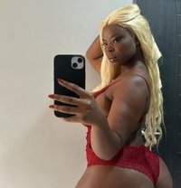 Lilian Mistress - escort in Kuwait