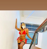 Lily - puta in Lagos, Nigeria