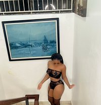 Lily - puta in Lagos, Nigeria