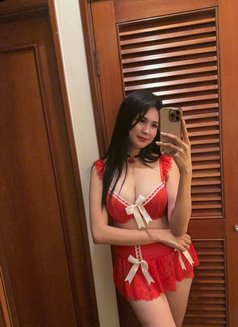 Lilianward Party Girl - puta in Hong Kong Photo 4 of 6