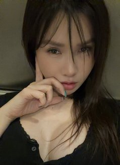 Lilin - escort in Tokyo Photo 9 of 10