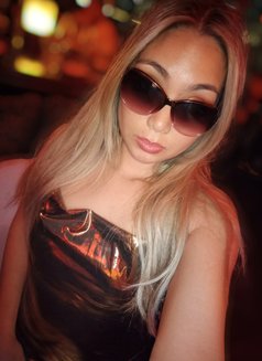 Lilith - adult performer in Dubai Photo 2 of 4