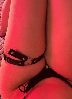 Lilith - escort in Dubai Photo 2 of 13