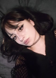Lilith - escort in Dubai Photo 5 of 13