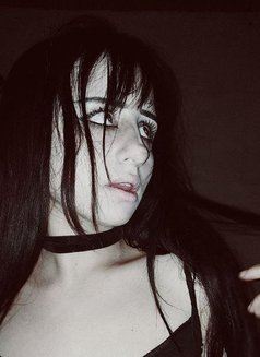 Lilith - escort in Dubai Photo 10 of 13