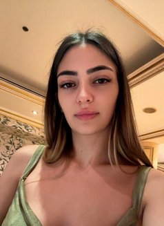 Lilith - escort in Dubai Photo 7 of 8