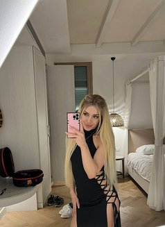 Liliya Naughty Voice Queen - puta in Hong Kong Photo 3 of 7