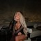 Liliya - puta in Dubai Photo 2 of 6