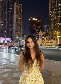 Liliya - escort in Hong Kong Photo 3 of 19