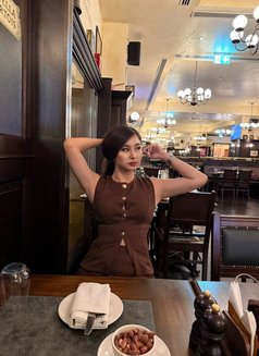 Liliya - escort in Hong Kong Photo 7 of 19