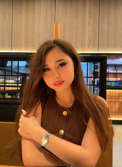 Liliya - escort in Hong Kong Photo 8 of 19