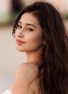 Liliya - escort in Hong Kong Photo 14 of 19