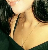 Liliya - puta in İstanbul