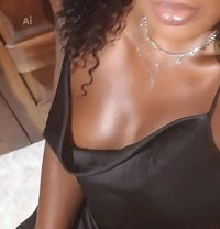 Lillia - escort in Dakar